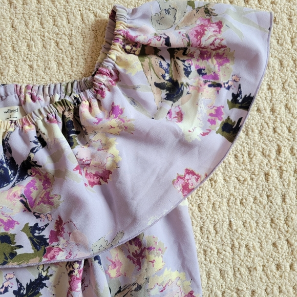 Aritzia Wilfred Promener off-shoulder Blouse - Lilac/Floral, Size Small - Picture 5 of 13